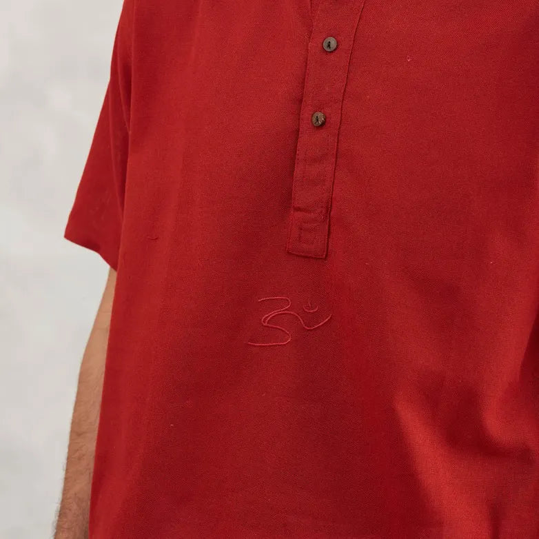 Men’s 100% organic cotton kurta with embroidered (Maroon) "Aum". Short sleeved short kurta. Relaxed fit.